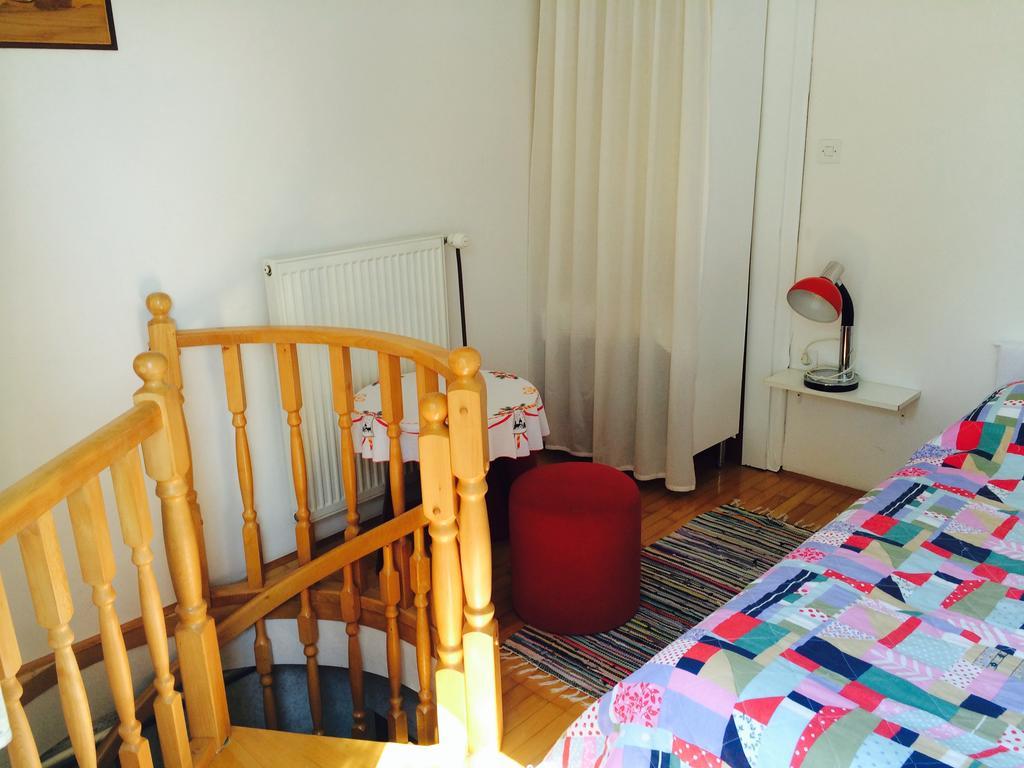 Tourist Rooms Sajovic Postojna Bilik gambar