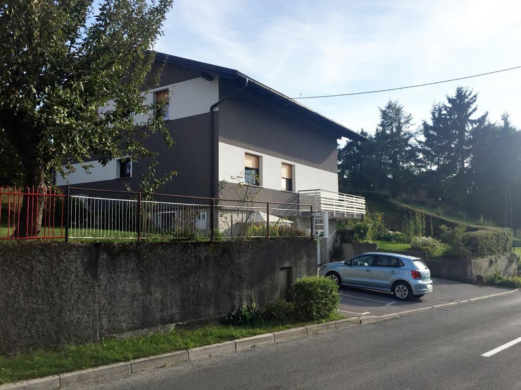 Tourist Rooms Sajovic Postojna Luaran gambar